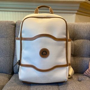 NWT Delsey Chatelet Air Soft Backpack
